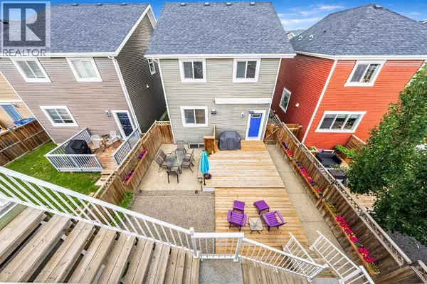 Cochrane, AB T4C0S2,773 River Heights Crescent