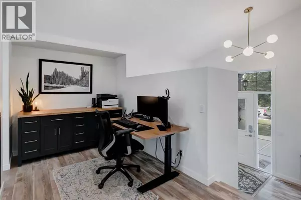 Chestermere, AB T1X1M2,120 West Creek Close