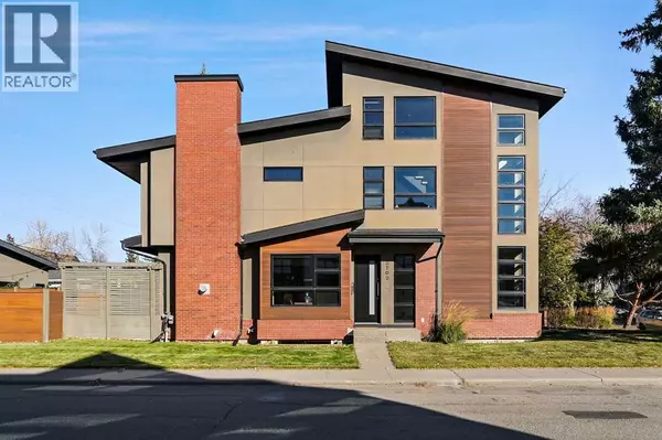 2702 28 Avenue SW, Calgary, AB T3E2B1