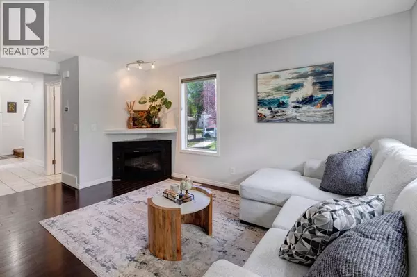 Calgary, AB T3A6L5,6 Hidden Creek Rise NW