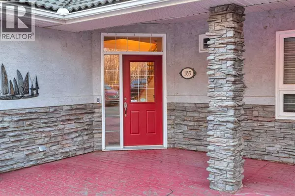 Birchcliff, AB T4S1R6,185 Birchcliff Road