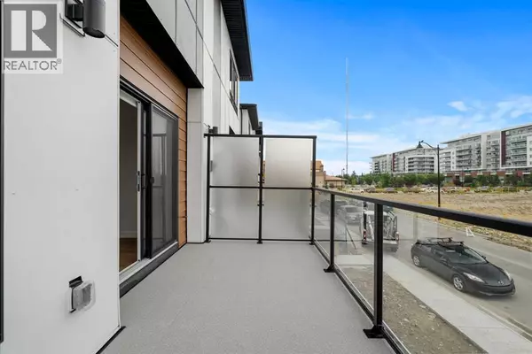 Calgary, AB T3H4C6,8313 8 Avenue SW