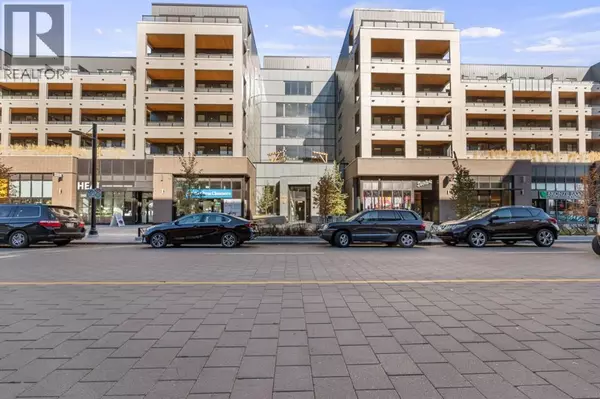 220, 3932 University Avenue NW, Calgary, AB T3B2V4