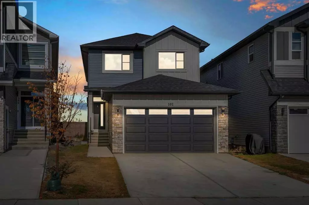 Calgary, AB T3J5P1,592 Savanna Crescent NE