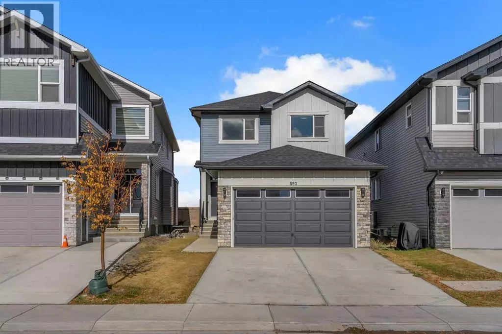 Calgary, AB T3J5P1,592 Savanna Crescent NE