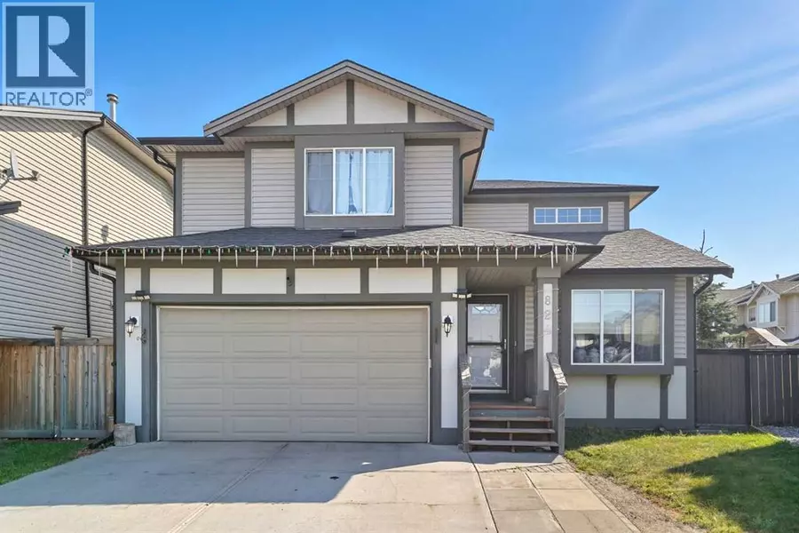 824 Luxstone Square SW, Airdrie, AB T4B3L3
