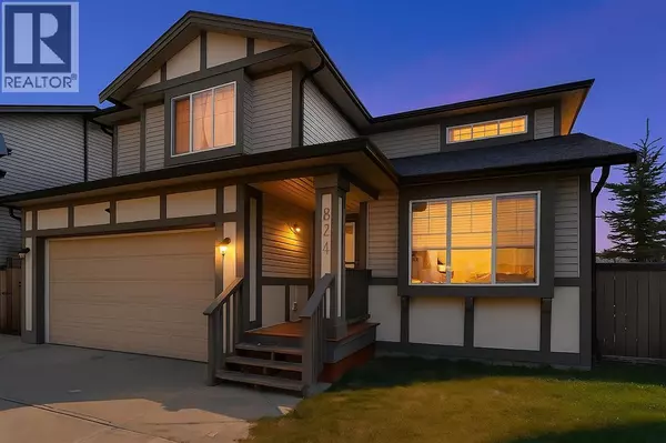 824 Luxstone Square SW, Airdrie, AB T4B3L3