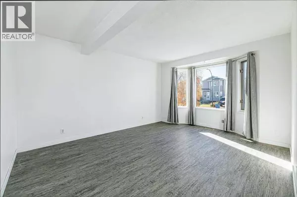 Red Deer, AB T4P3L8,71 Good Crescent