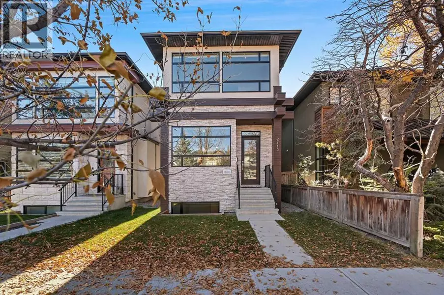 2115 Bowness Road NW, Calgary, AB T2N3L2