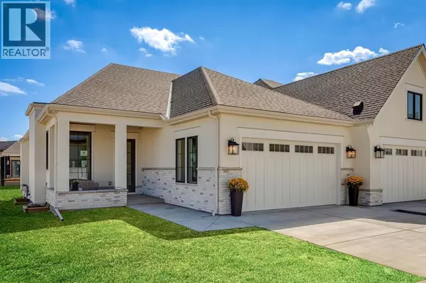 8 Calais Lane SW, Calgary, AB T3E7K1