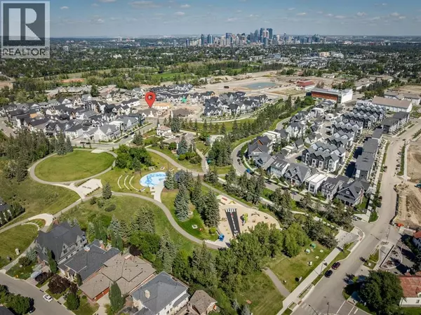 Calgary, AB T3E7K1,8 Calais Lane SW