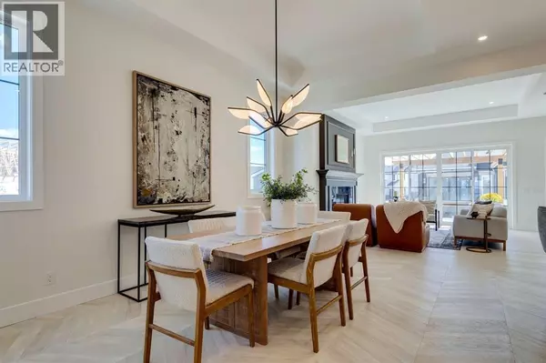 Calgary, AB T3E7K1,8 Calais Lane SW