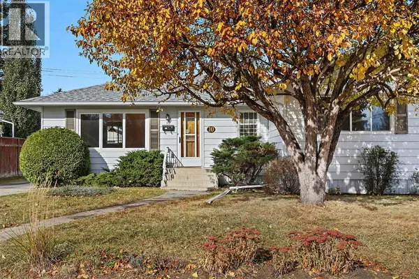 10 Glamorgan Drive SW, Calgary, AB T3E4Z2