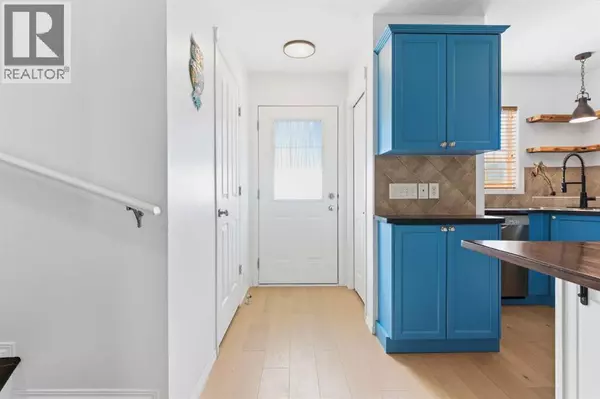 Airdrie, AB T4B3H5,1101, 140 Sagewood Boulevard SW