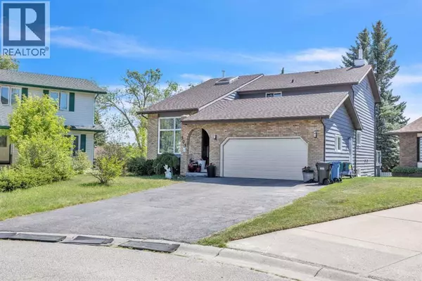 303 Ranchridge Bay NW, Calgary, AB T3G1V5