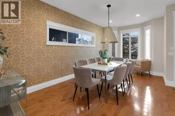 Calgary, AB T2T2V4,2046 49 Avenue SW