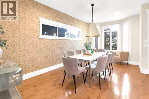 Calgary, AB T2T2V4,2046 49 Avenue SW