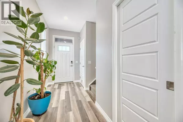 Calgary, AB T3P1J6,108 Evanston Hill NW