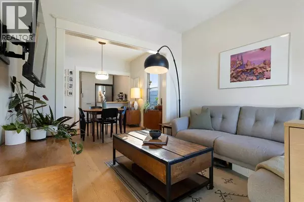 Calgary, AB T2M0T4,317 18 Avenue NW