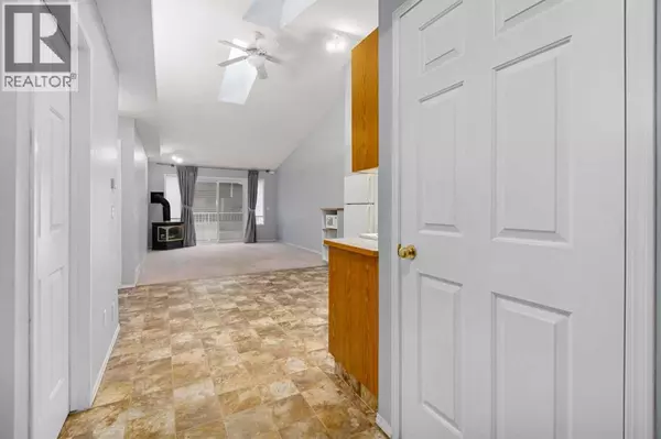 Airdrie, AB T4B2L3,29, 12 Woodside Rise NW