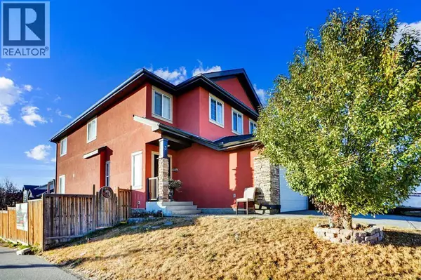 Calgary, AB T3J5K9,3 Saddleland Crescent NE