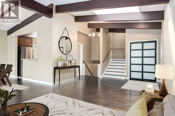 911 80 Avenue SW, Calgary, AB T2V0V4