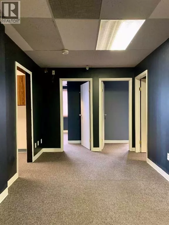 Calgary, AB T2M0J7,209, 602 16 Avenue NW