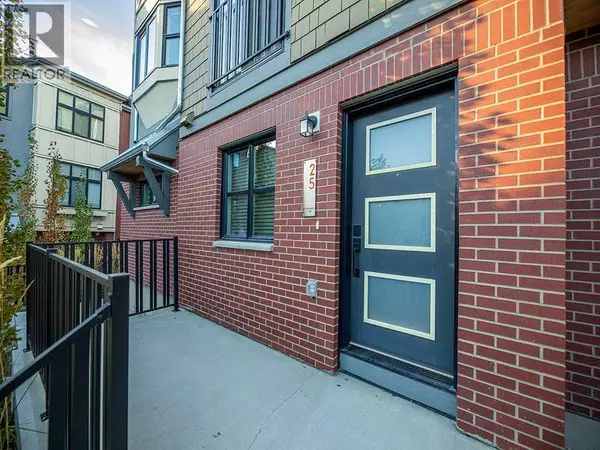 Calgary, AB T3H6E8,25 Spring Willow Close SW