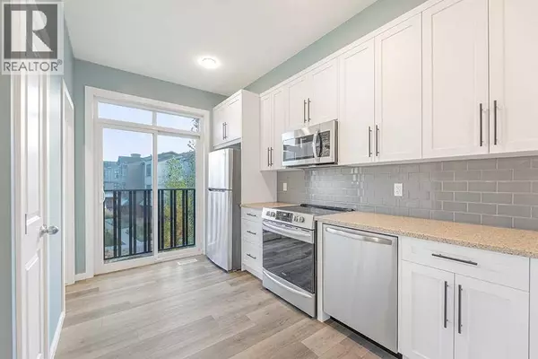 Calgary, AB T3H6E8,25 Spring Willow Close SW