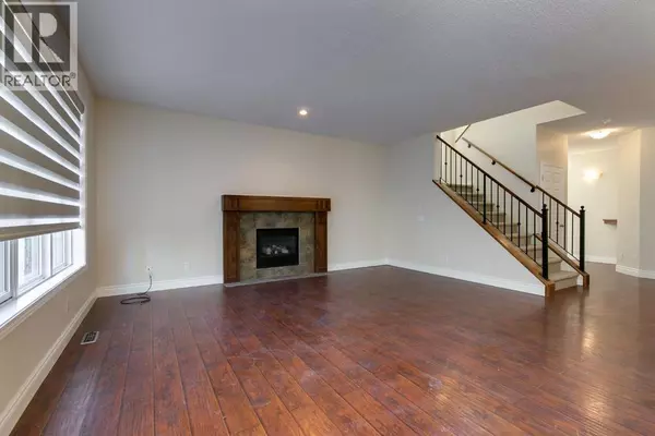 Calgary, AB T2Z4L3,186 COPPERFIELD Close SE