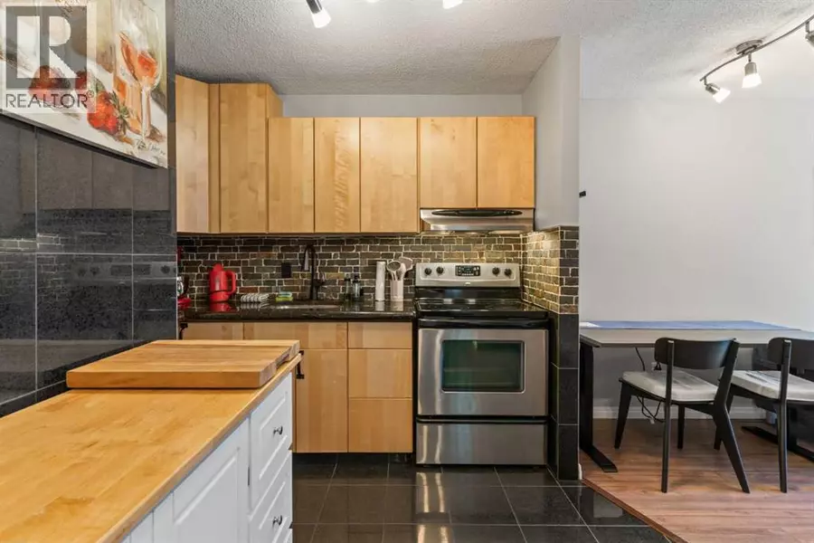 405, 339 13 Avenue SW, Calgary, AB T2R0K3