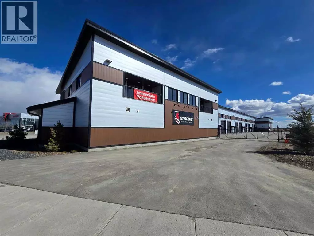 Cochrane, AB T4C0N8,201, 5 River Heights Drive