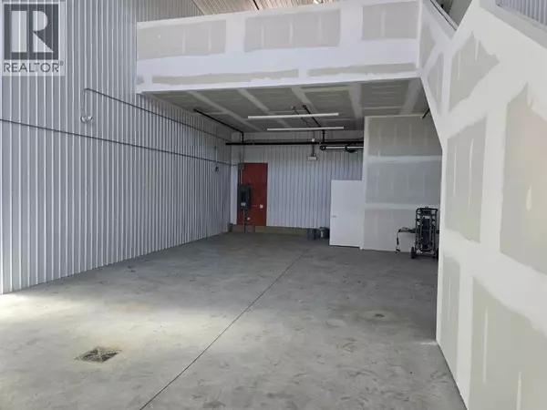 Cochrane, AB T4C0N8,201, 5 River Heights Drive