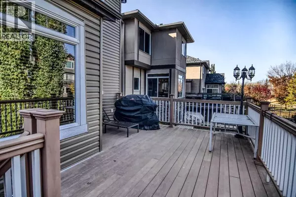 Calgary, AB T3K0N2,107 Panatella Close NW