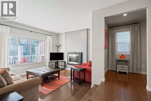 Cochrane, AB T4C0S3,219 River Heights Green