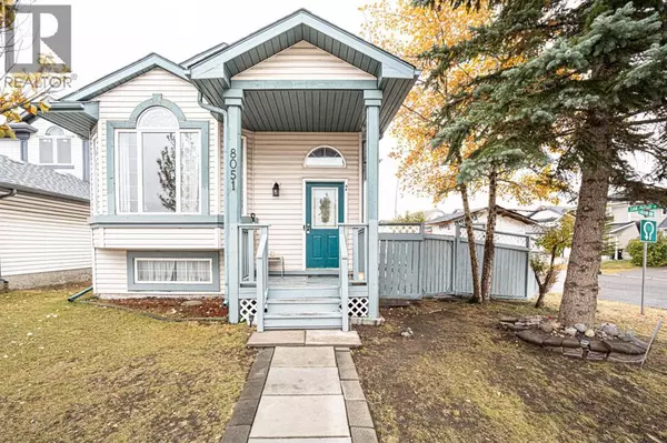 Calgary, AB T1Y7A3,8051 Laguna Way NE