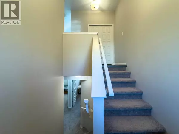 Penhold, AB T0M1R0,129 Henderson Crescent