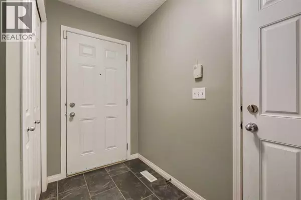 Calgary, AB T2Y5B3,105 Everhollow Heights SW