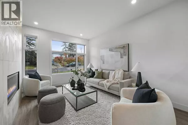 Calgary, AB T3B1Z1,7722 47 Avenue NW