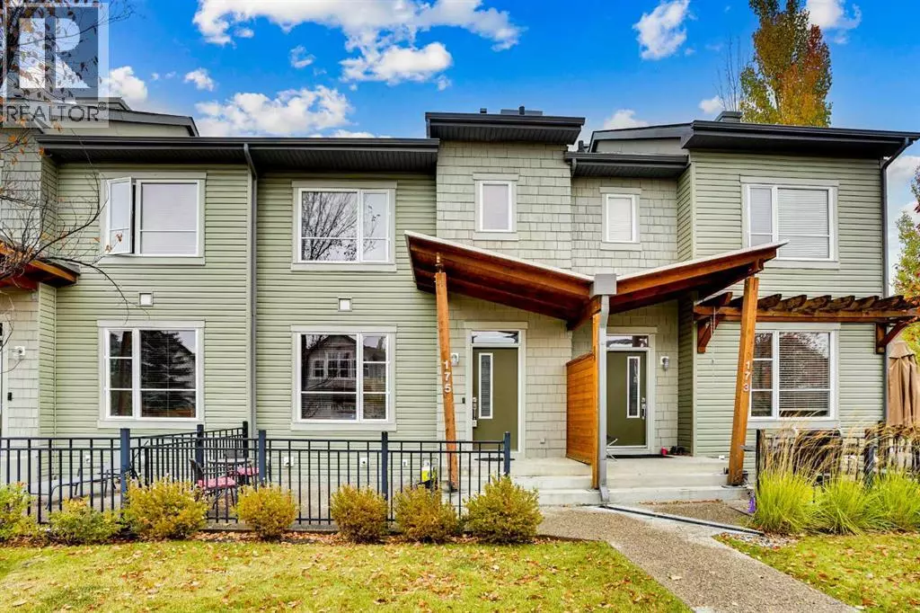 Calgary, AB T2X0L5,175 Chapalina Square SE