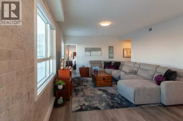 Calgary, AB T3P1X7,103, 40 Carrington Plaza NW