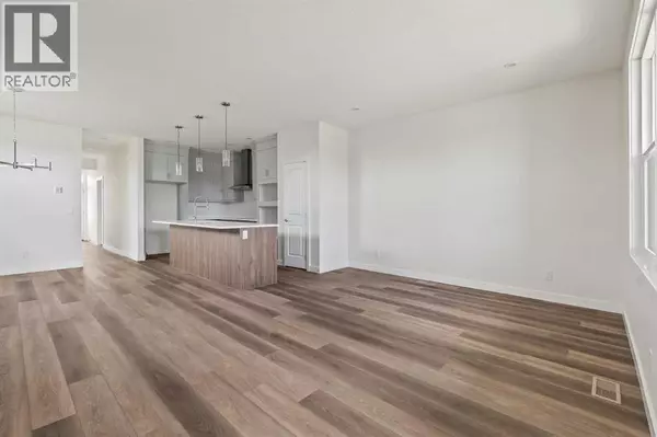 Calgary, AB T3P2L2,10 Herron Common NE