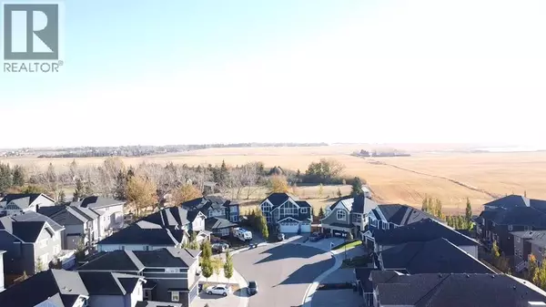 321 Kinniburgh Cove, Chestermere, AB T1X0P4