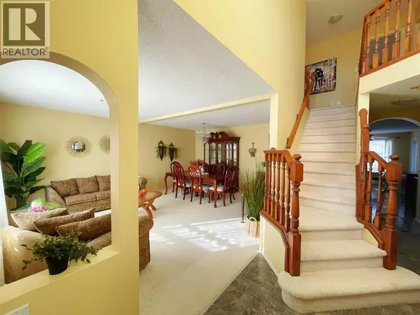 Lethbridge, AB T1K8B9,221 Coulee Creek Manor