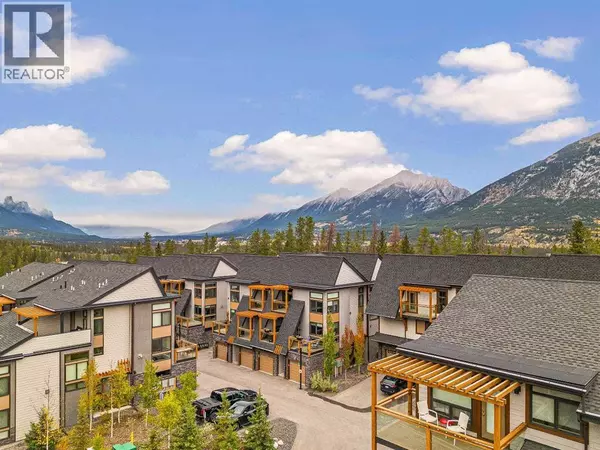 Canmore, AB T1W0E3,302, 102 Stewart Creek Rise