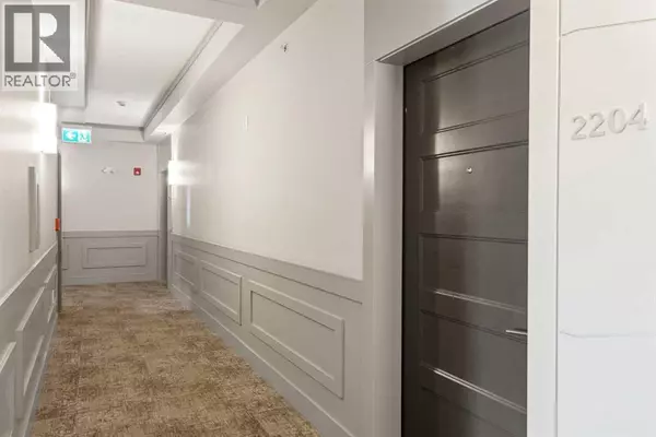 Calgary, AB T3B5P3,2204, 80 Greenbriar Place NW