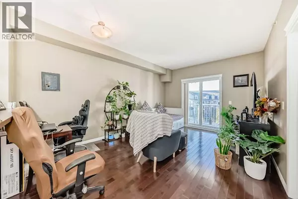 Calgary, AB T3K0T3,4404, 31 Country Village Manor NE