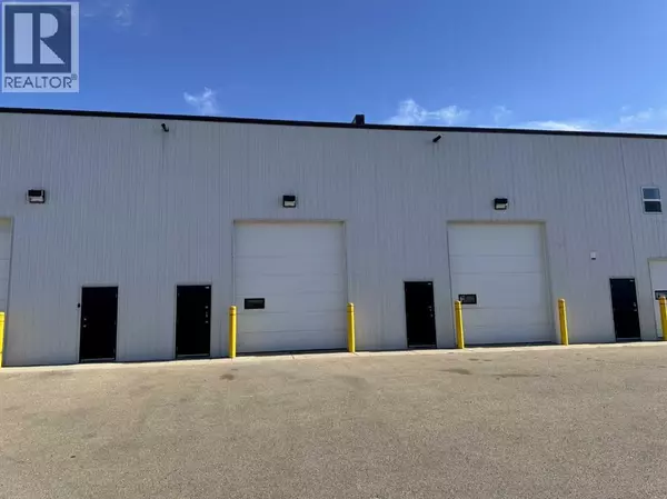 Rural Red Deer County, AB T4E1B4,105, 251 Spruce Street