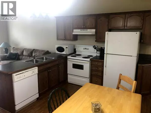 Lacombe, AB T4L1Y9,7017 Deer Street