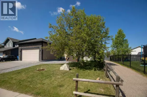 Carstairs, AB T0M0N0,431 Carriage Lane Crossing